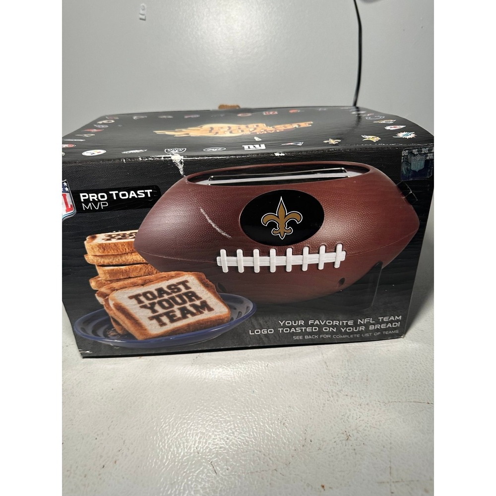 NFL Pro toast New Orleans Saints.New in original box